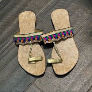 NWOT Maxwell Flip Flop Sandals
